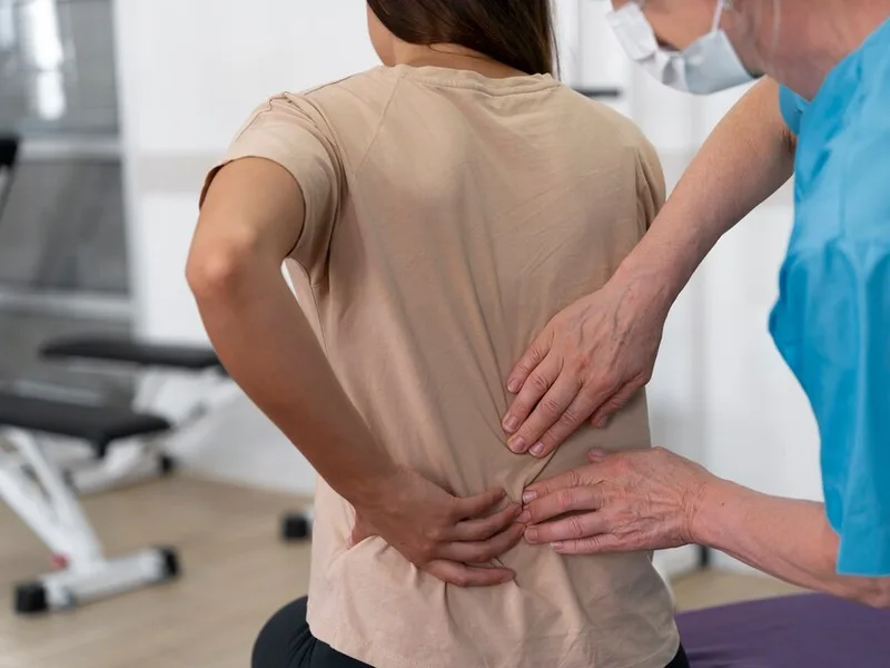 How Integrated Chiropractic treats sciatica in Defiance